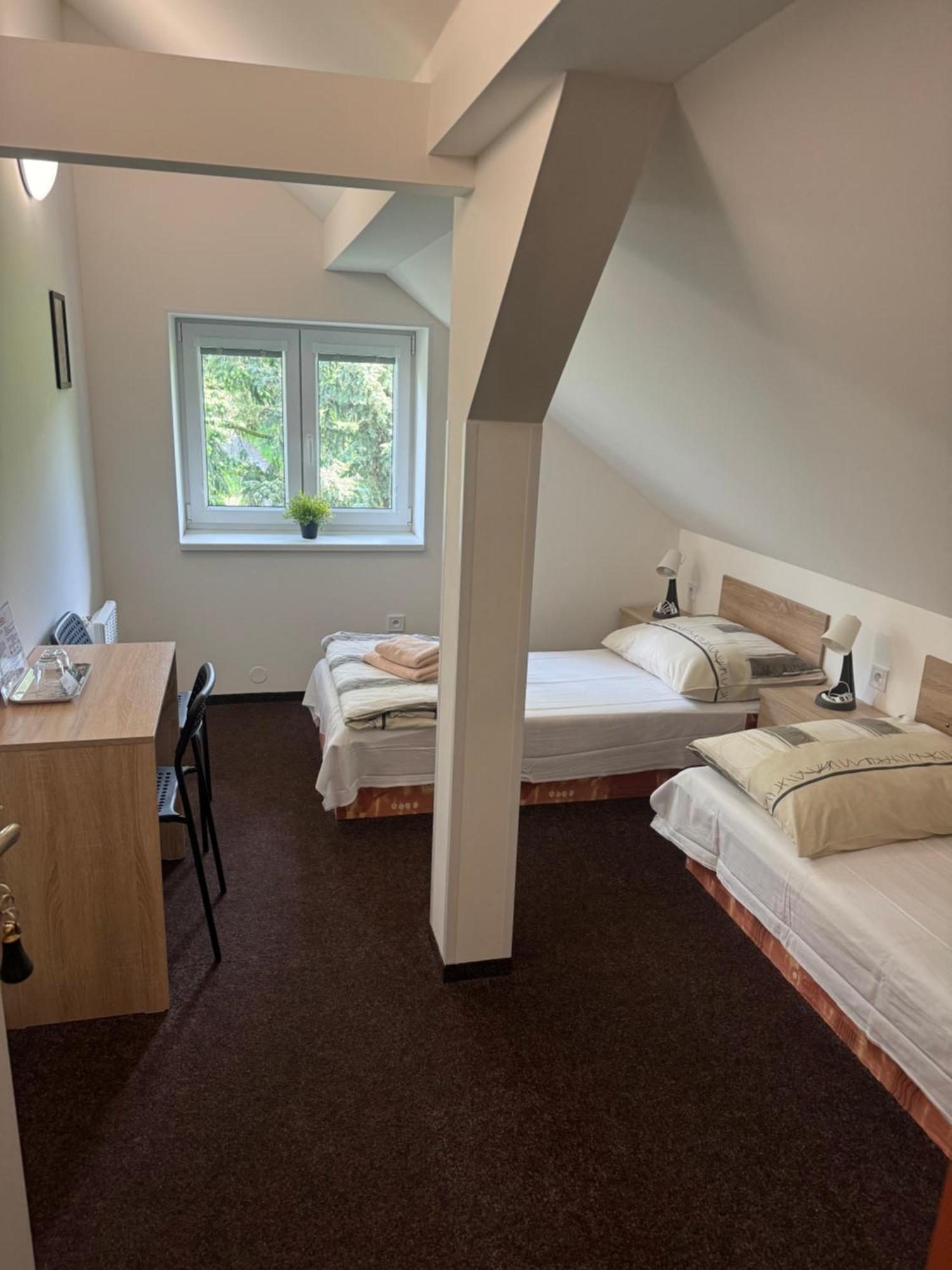 Hotel Formule Ντέτσιν Εξωτερικό φωτογραφία