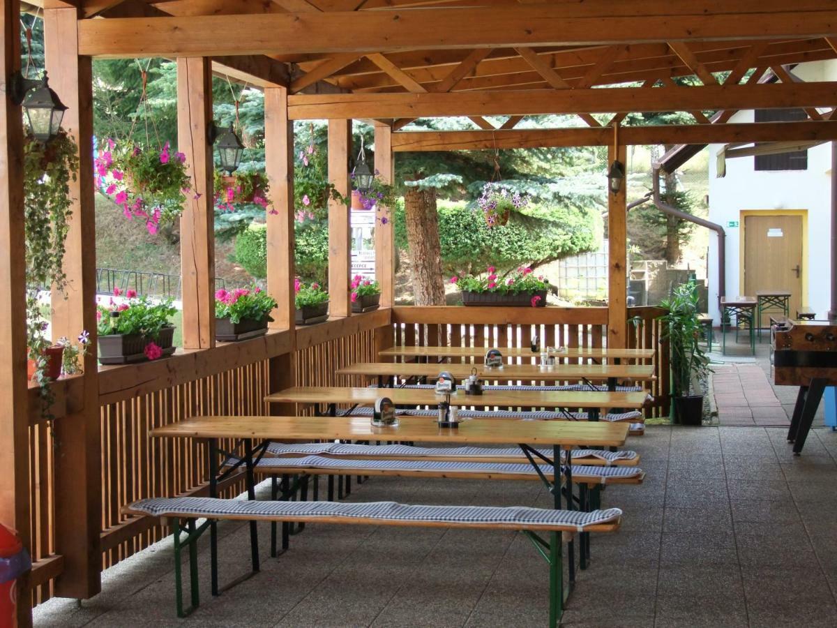 Hotel Formule Ντέτσιν Εξωτερικό φωτογραφία